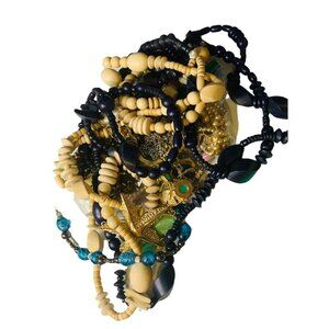 Lot Y of Broken Scrap Assorted Jewelry Pieces Crafting Art 14 ounces